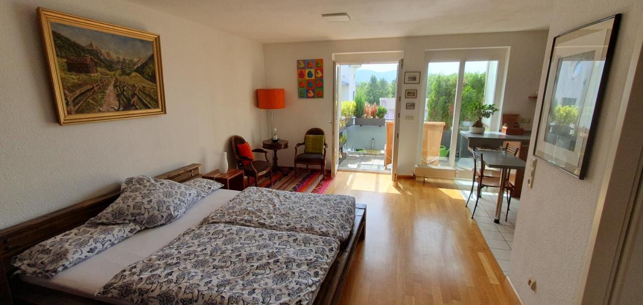 Schoene Ruhige Und Helle Wohnung In Bad Saeckingen Exterior foto